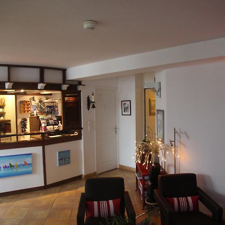 Hotel Les Almadies - Coeur De Ville Saint-Jean-de-Luz Kültér fotó